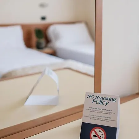 Hotel Lory 2*