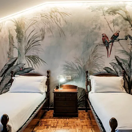 Lory Hotel